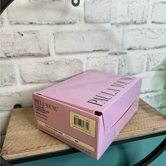 Vintage - New in box! Paula Young ‘Curled Up Wrap’ #38 AVG Hair Piece Wig - Picture 6 of 8